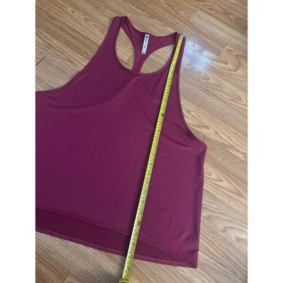 Fabletics Racerback Tank Top Size XL - Picture 4 of 5